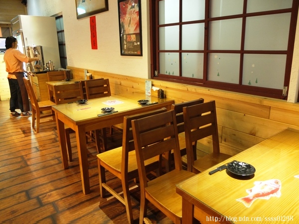 一味屋 洄瀾日本料理:花蓮美食【一味屋 洄瀾日本料理】人氣握壽司 明太子雞翅 豪華派龍蝦烏龍麵 傳統日本料理藏身街道