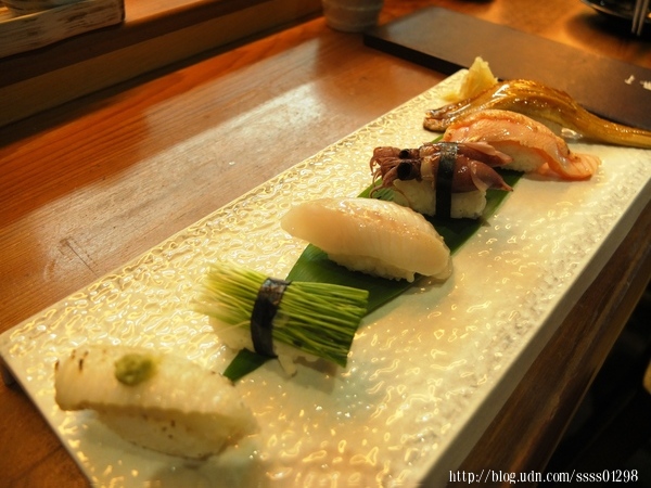 一味屋 洄瀾日本料理:花蓮美食【一味屋 洄瀾日本料理】人氣握壽司 明太子雞翅 豪華派龍蝦烏龍麵 傳統日本料理藏身街道