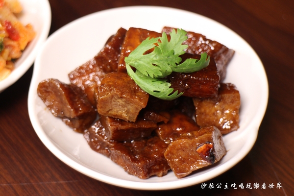 田言小館:蘆洲中式料理/熱炒/商業午餐『田言小館』拔絲地瓜/花雕雞/聚餐餐廳/蘆洲美食