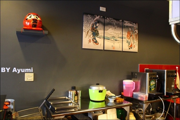 修羅串道居酒屋：[食記]修羅串道居酒屋-下班之後想跟好友吃串燒小酌的好去處、三得利生啤酒好喝！！！