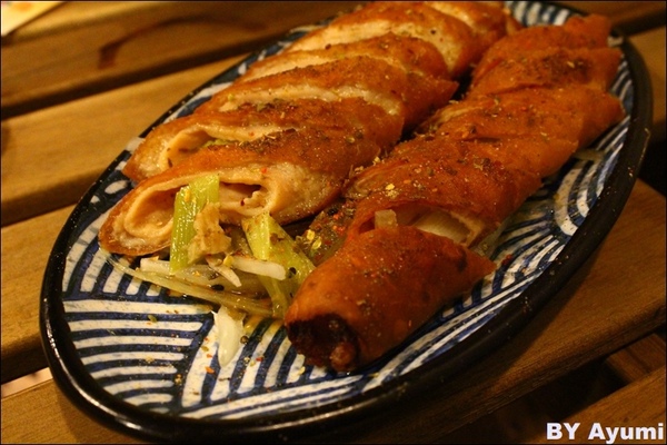 修羅串道居酒屋：[食記]修羅串道居酒屋-下班之後想跟好友吃串燒小酌的好去處、三得利生啤酒好喝！！！