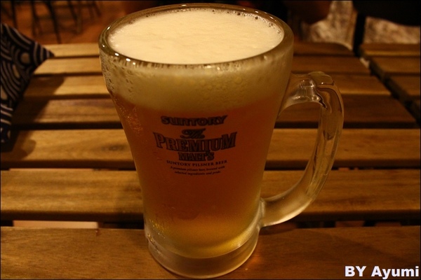 修羅串道居酒屋：[食記]修羅串道居酒屋-下班之後想跟好友吃串燒小酌的好去處、三得利生啤酒好喝！！！