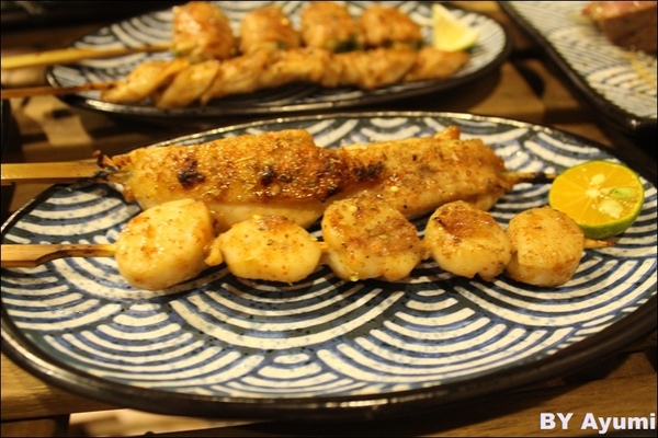 修羅串道居酒屋：[食記]修羅串道居酒屋-下班之後想跟好友吃串燒小酌的好去處、三得利生啤酒好喝！！！