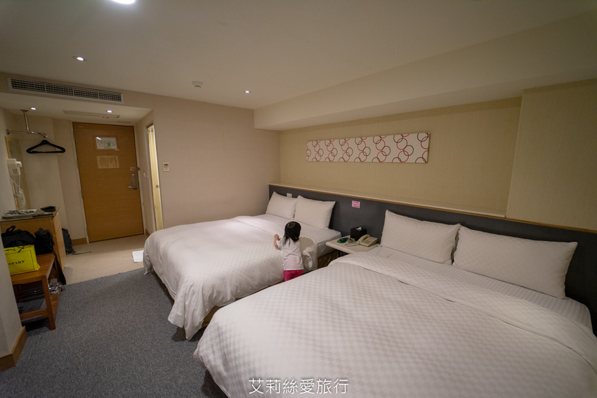 新北景點》免費玩淡水兩天一夜行程含0元住宿 淡水漁人碼頭仲夏繽紛樂 粉紅旋轉木馬 積木共和國 親子同遊 - 艾莉絲愛旅行