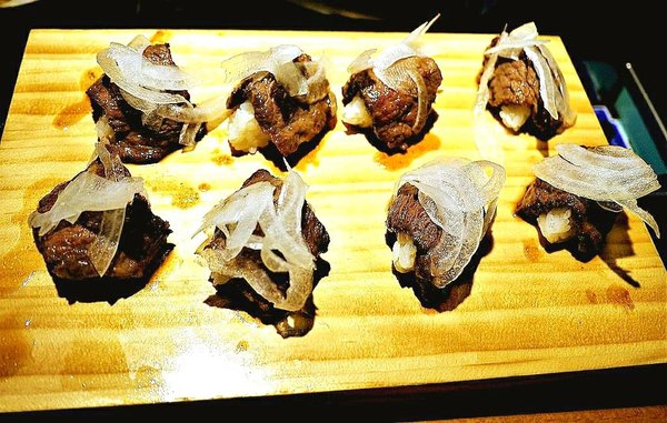 韓式烤肉終結王：【忠孝敦化 韓式烤肉】 韓式烤肉終結王 / 歐巴桌邊服務  / 捷運忠孝復興站 /內有完整菜單