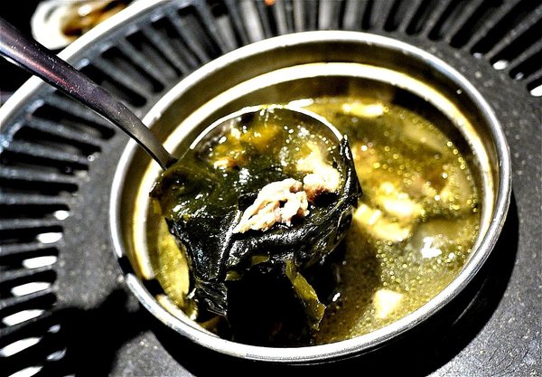 韓式烤肉終結王：【忠孝敦化 韓式烤肉】 韓式烤肉終結王 / 歐巴桌邊服務  / 捷運忠孝復興站 /內有完整菜單