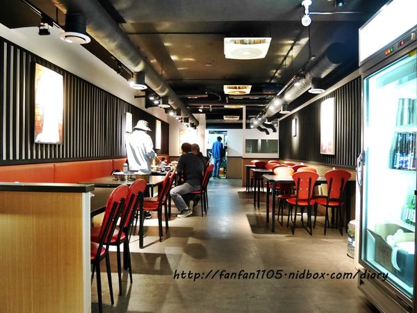 【忠孝敦化韓式烤肉】韓式烤肉終結王 韓國歐巴、韓國歐妮貼心桌邊服務 韓式小菜 冰淇淋無限供應 (10).JPG