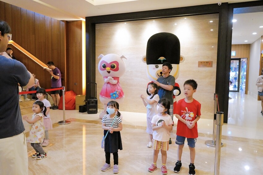 新北親子住宿推薦｜福容大飯店淡水漁人碼頭POPA露營主題房，