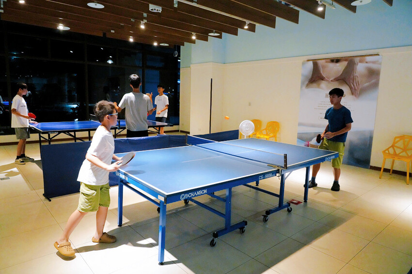 新北親子住宿推薦｜福容大飯店淡水漁人碼頭POPA露營主題房，