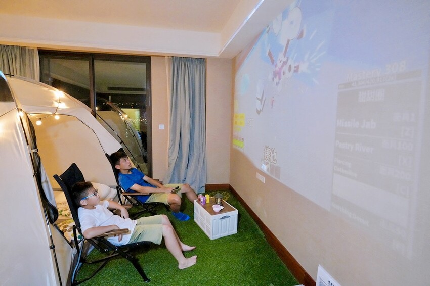 新北親子住宿推薦｜福容大飯店淡水漁人碼頭POPA露營主題房，