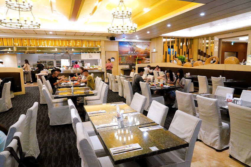 新北親子住宿推薦｜福容大飯店淡水漁人碼頭POPA露營主題房，