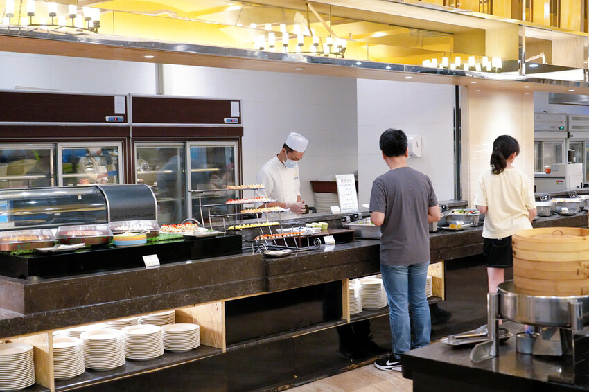 新北親子住宿推薦｜福容大飯店淡水漁人碼頭POPA露營主題房，