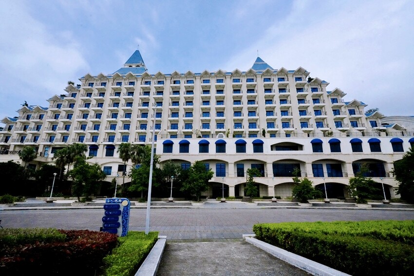 新北親子住宿推薦｜福容大飯店淡水漁人碼頭POPA露營主題房，