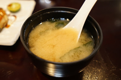 [食記] 中和 八月食堂。平價美味。日式料理也可以很親民! (近雙和醫院)