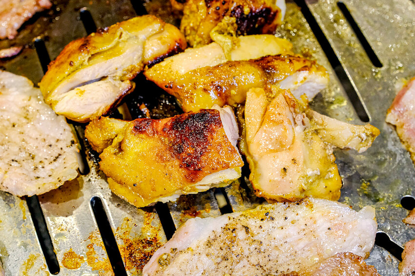 烤肉吃到飽404元起高CP值，五花肉.KR韓國烤肉超過70種海陸食材，再送海鮮龍蝦盤，肉食控揪起來！