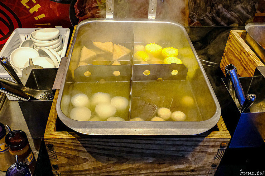 烤肉吃到飽404元起高CP值，五花肉.KR韓國烤肉超過70種海陸食材，再送海鮮龍蝦盤，肉食控揪起來！