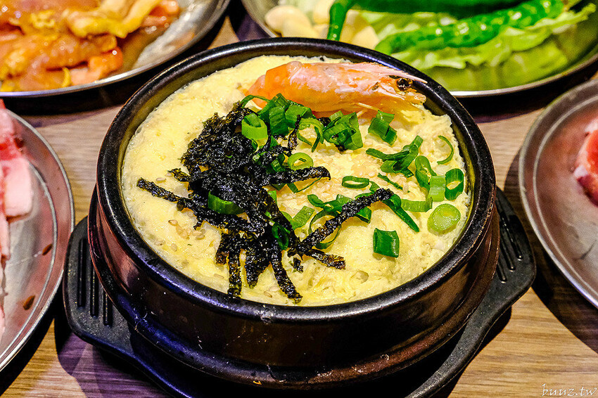 烤肉吃到飽404元起高CP值，五花肉.KR韓國烤肉超過70種海陸食材，再送海鮮龍蝦盤，肉食控揪起來！