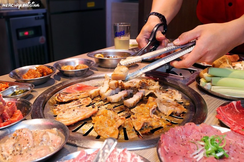 台中燒肉吃到飽 五花肉.KR mini韓國烤肉BBQ