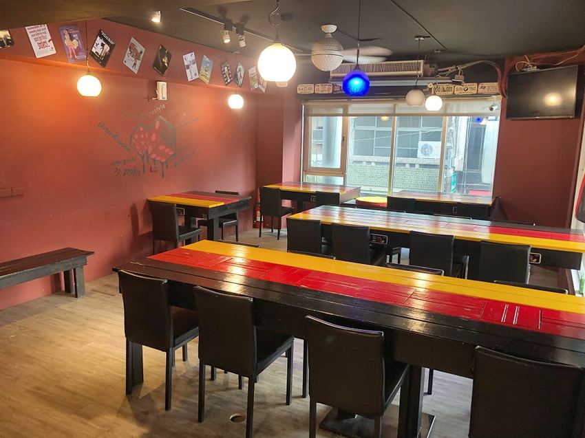 台中餐酒館【麥瑟德式手工啤酒餐廳】多樣特色餐點&精釀啤酒讓你不醉不歸的宵夜好去處 台中美食|台中西區 | 小白只饗ㄔ美食