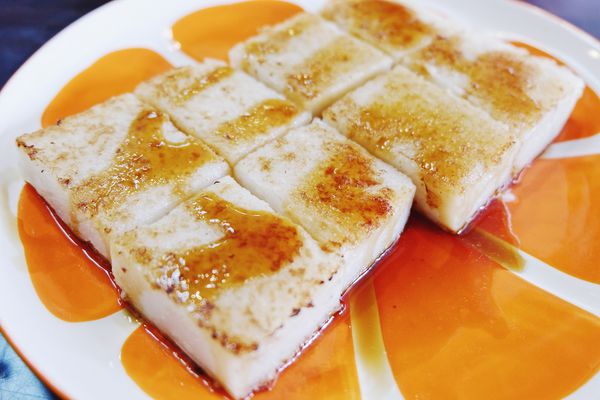 【食記】台北・中山區｜民權西路站——捷運站美食・限量！！！每天25顆波蘿漢堡・找真材實料的早餐來潘朵拉複合式早餐店就對了！