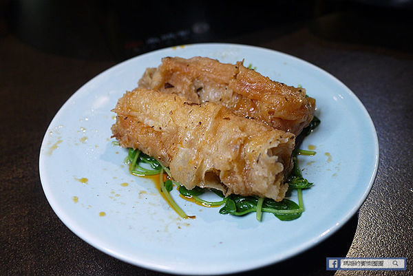 桃園麻辣鍋【麻辣一哥養生麻辣鍋桃園中山店】正宗四川麻辣鍋火辣上癮〡桃園火鍋〡桃園地方法院麻辣鍋〡桃園美食