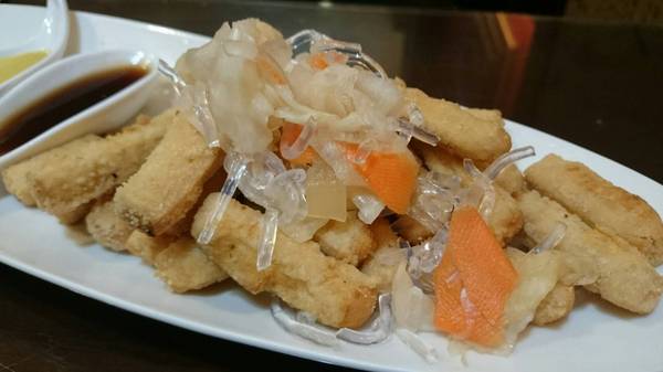 大素園素食館：高雄~大素園素食館~創意素食料理~素食也可以很美味~人氣推薦臭薯條~