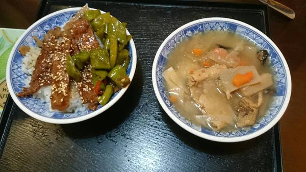 大素園素食館：高雄~大素園素食館~創意素食料理~素食也可以很美味~人氣推薦臭薯條~