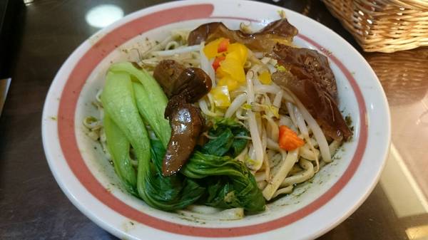 大素園素食館：高雄~大素園素食館~創意素食料理~素食也可以很美味~人氣推薦臭薯條~