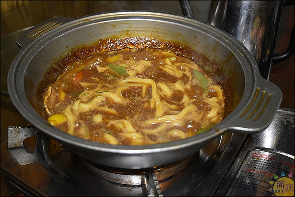 武將日式食堂:台中公益路商圈平價居酒屋。武將日式食堂。手工私房菜超多和洋台菜通通有辦桌也可以。高CP值深夜食堂@sunny吃喝遊樂