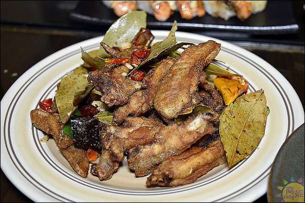 武將日式食堂:台中公益路商圈平價居酒屋。武將日式食堂。手工私房菜超多和洋台菜通通有辦桌也可以。高CP值深夜食堂@sunny吃喝遊樂