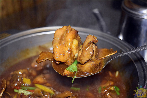 武將日式食堂:台中公益路商圈平價居酒屋。武將日式食堂。手工私房菜超多和洋台菜通通有辦桌也可以。高CP值深夜食堂@sunny吃喝遊樂