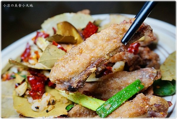 武將日式食堂:台中西區』武將日式食堂║夜貓子深夜食堂,中日創意料理,花雕雞一鍋三吃,另類登場!