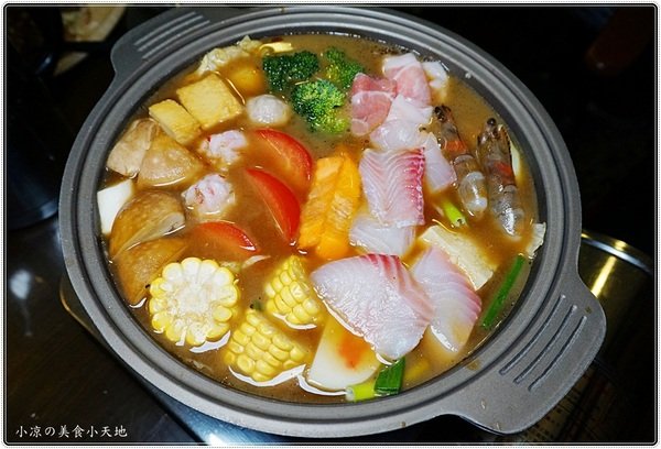 武將日式食堂:台中西區』武將日式食堂║夜貓子深夜食堂,中日創意料理,花雕雞一鍋三吃,另類登場!