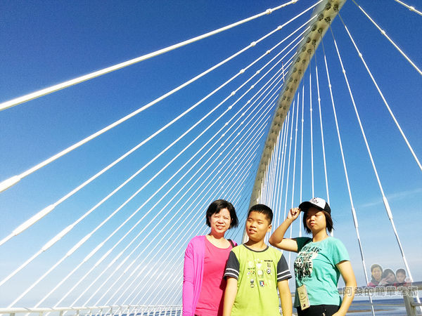 新竹市香山-豎琴橋16-橋上留影