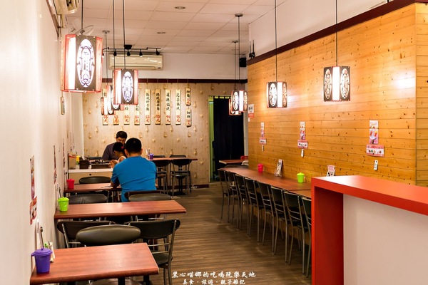 百年老店鍋燒意麵(鼎中文藻店)：高雄三民︱百年老店鍋燒意麵（鼎中文藻店）　吃完台南口味鍋燒意麵，再來份雪酪冰淇淋吧！