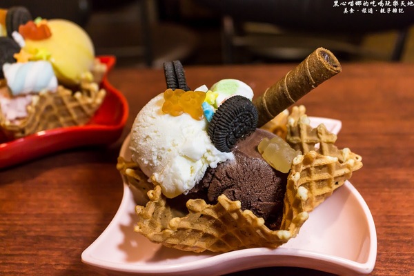 百年老店鍋燒意麵(鼎中文藻店)：高雄三民︱百年老店鍋燒意麵（鼎中文藻店）　吃完台南口味鍋燒意麵，再來份雪酪冰淇淋吧！