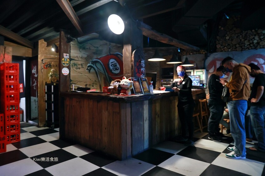 嘉義逐鹿炭火燒肉吃到飽｜嘉義高CP值燒肉無限吃到飽餐廳，火烤兩吃，牛肉.豬肉.羊肉都新鮮