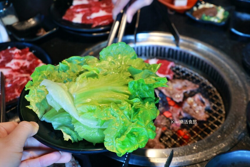 嘉義逐鹿炭火燒肉吃到飽｜嘉義高CP值燒肉無限吃到飽餐廳，火烤兩吃，牛肉.豬肉.羊肉都新鮮