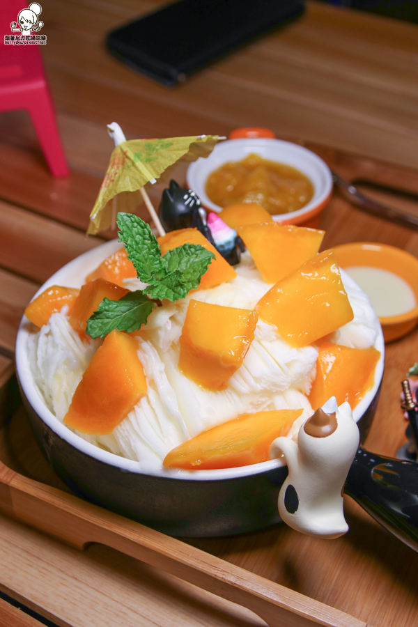 高雄 欣怡冰菓屋 雪花冰 雪綿冰 冰 龍華市場-0046.jpg