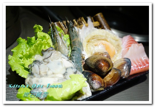 庶石藏香精緻石頭火鍋：中山國中火鍋．單人也可品嘗的個性風精緻石頭火鍋──庶石藏香