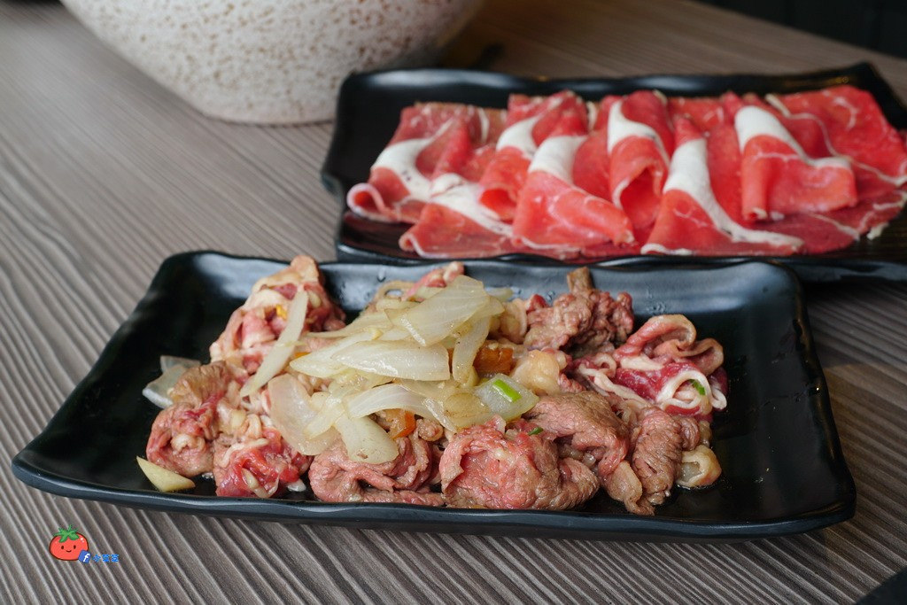 庶石藏香石頭火鍋