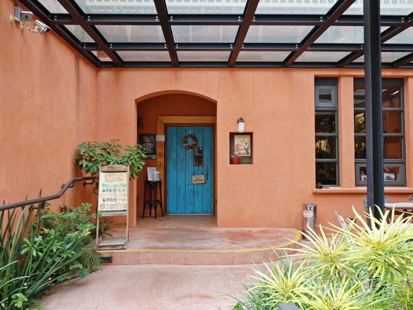 台北松山—古巴娜咖啡café Coabana|古巴的樂天爛漫 賦予比司吉生命力|民生社區