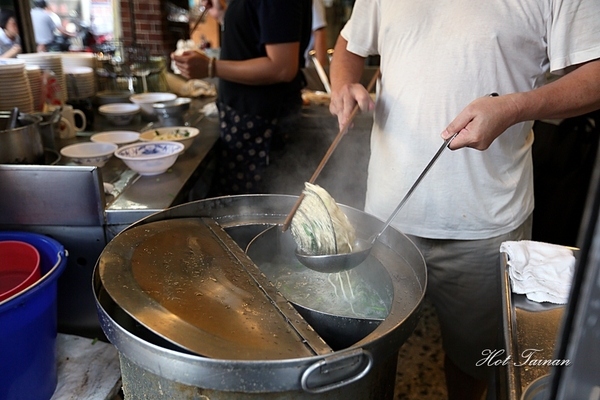 王家古早味意麵:【台南美食】王家古早味意麵:搭載40年傳承的老味道,鐵皮屋下的美味~