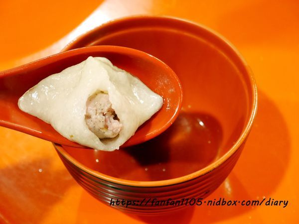 【台中美食】食藝石頭火鍋 #石頭火鍋 #台中火鍋 #台中西區美食 #台中火鍋推薦 #台中平價火鍋 #火鍋 #食尚玩家推薦 (28).JPG