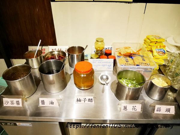 【台中美食】食藝石頭火鍋 #石頭火鍋 #台中火鍋 #台中西區美食 #台中火鍋推薦 #台中平價火鍋 #火鍋 #食尚玩家推薦 (5).JPG