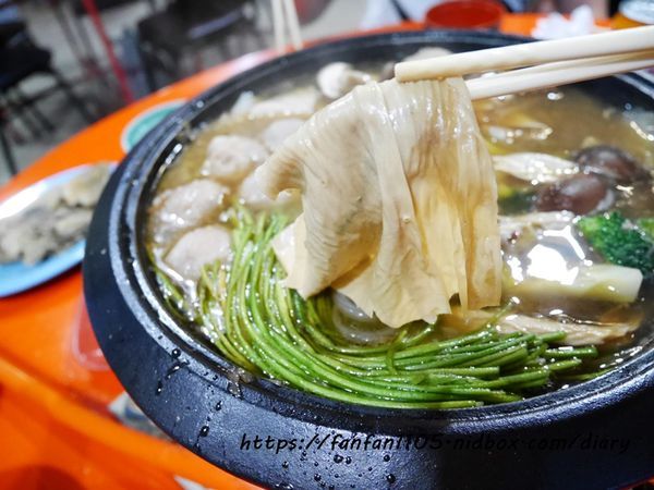 【台中美食】食藝石頭火鍋 #石頭火鍋 #台中火鍋 #台中西區美食 #台中火鍋推薦 #台中平價火鍋 #火鍋 #食尚玩家推薦 (23).JPG