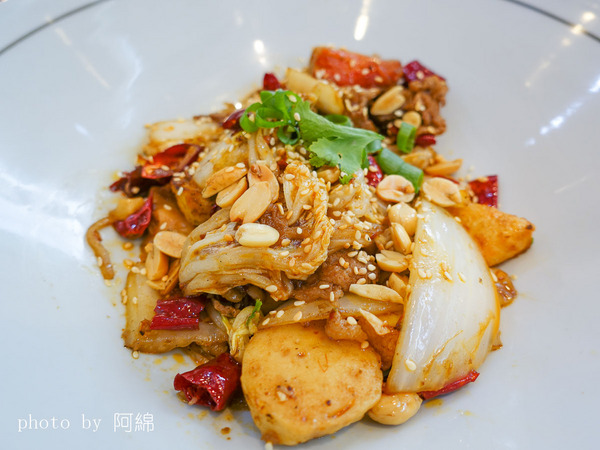 口太麻辣香鍋創始店：【桃園食記】口太麻辣香鍋創始店 乾式麻辣鍋 一麻一辣的紅色誘惑