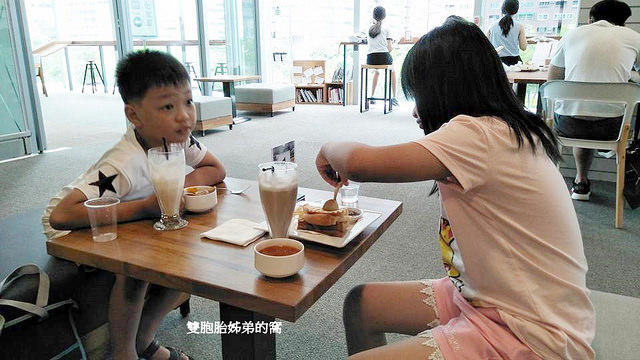 19731837_1888410451412961_3484211377332263364_n