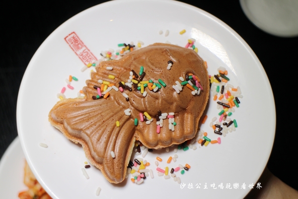 皇上吉饗極品唐風燒肉:東區燒肉吃到飽/夜店風吃飯還要戴墨鏡『皇上吉饗極品唐風燒肉』糖朝餐飲集團新品牌/捷運忠孝敦化站