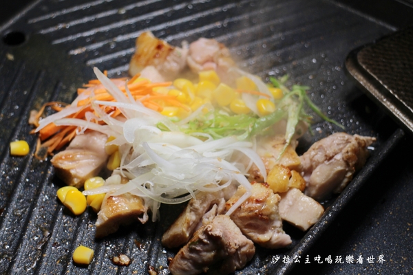 皇上吉饗極品唐風燒肉:東區燒肉吃到飽/夜店風吃飯還要戴墨鏡『皇上吉饗極品唐風燒肉』糖朝餐飲集團新品牌/捷運忠孝敦化站